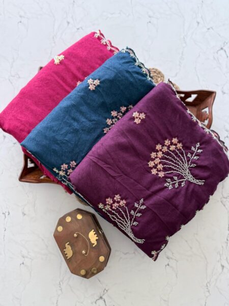 Chinon crush saree