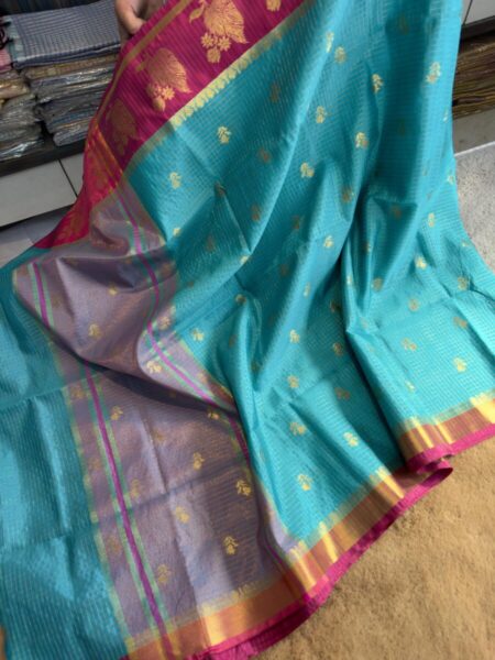 Reshan zari weaving saree