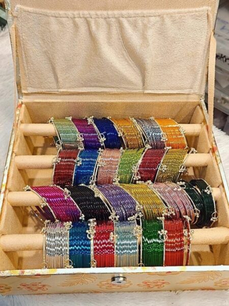 *GLOSSY METAL BANGLES WITH 24 DOZEN 24 COLOURS COMBO BOX WITH KASHMIRI BANGLES ❤️*