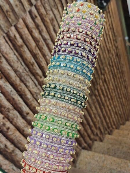 *Pastelic Stone Palstic Stylish Kada