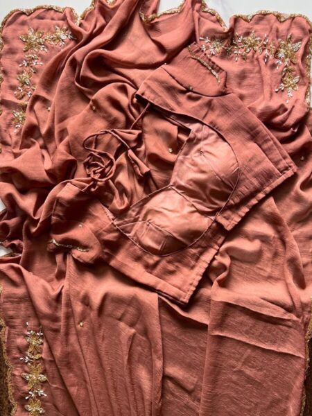 Crush saree with khatli butties
